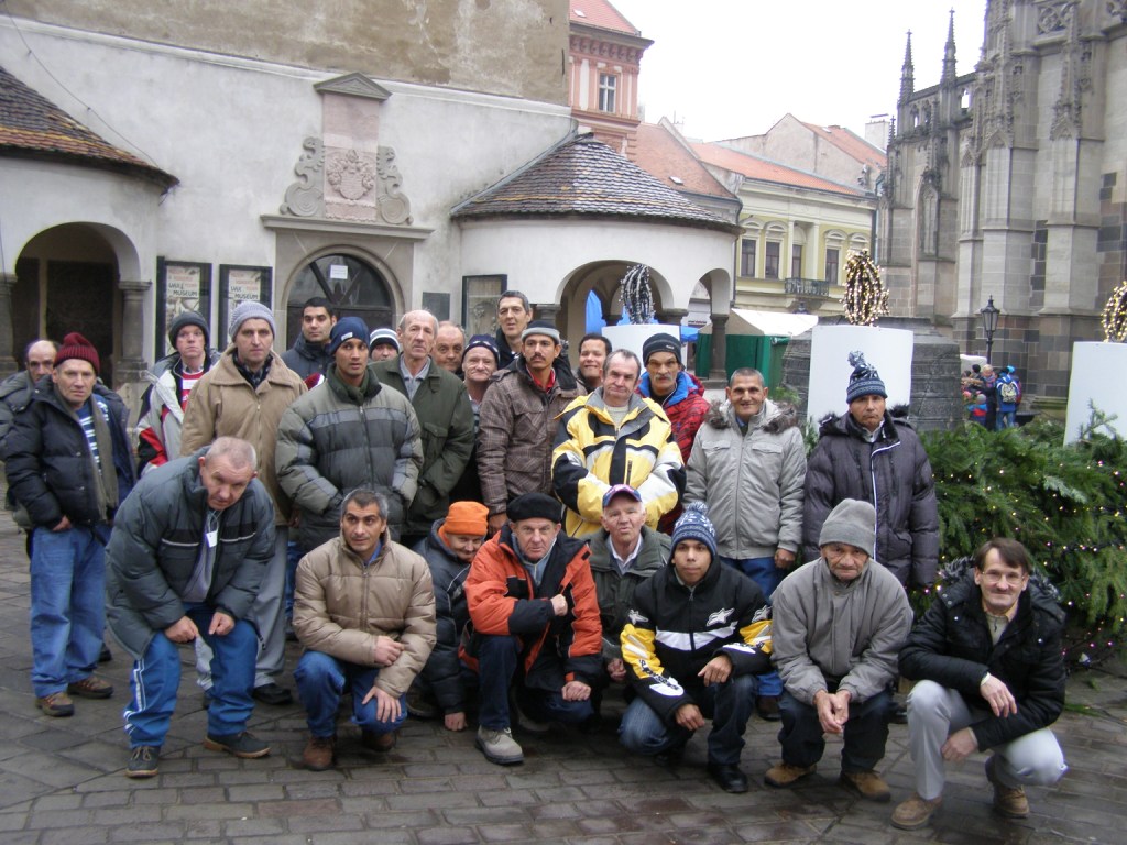 Spoločná foto pri košickom adventnom venci